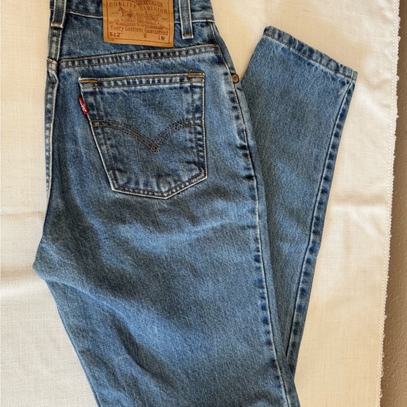 Vintage Levi's Light Blue Denim Jeans - Picture 1 of 4